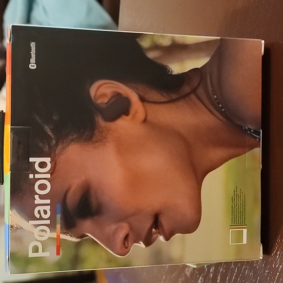 3/$18 Wireless earbuds - Picture 3 of 9